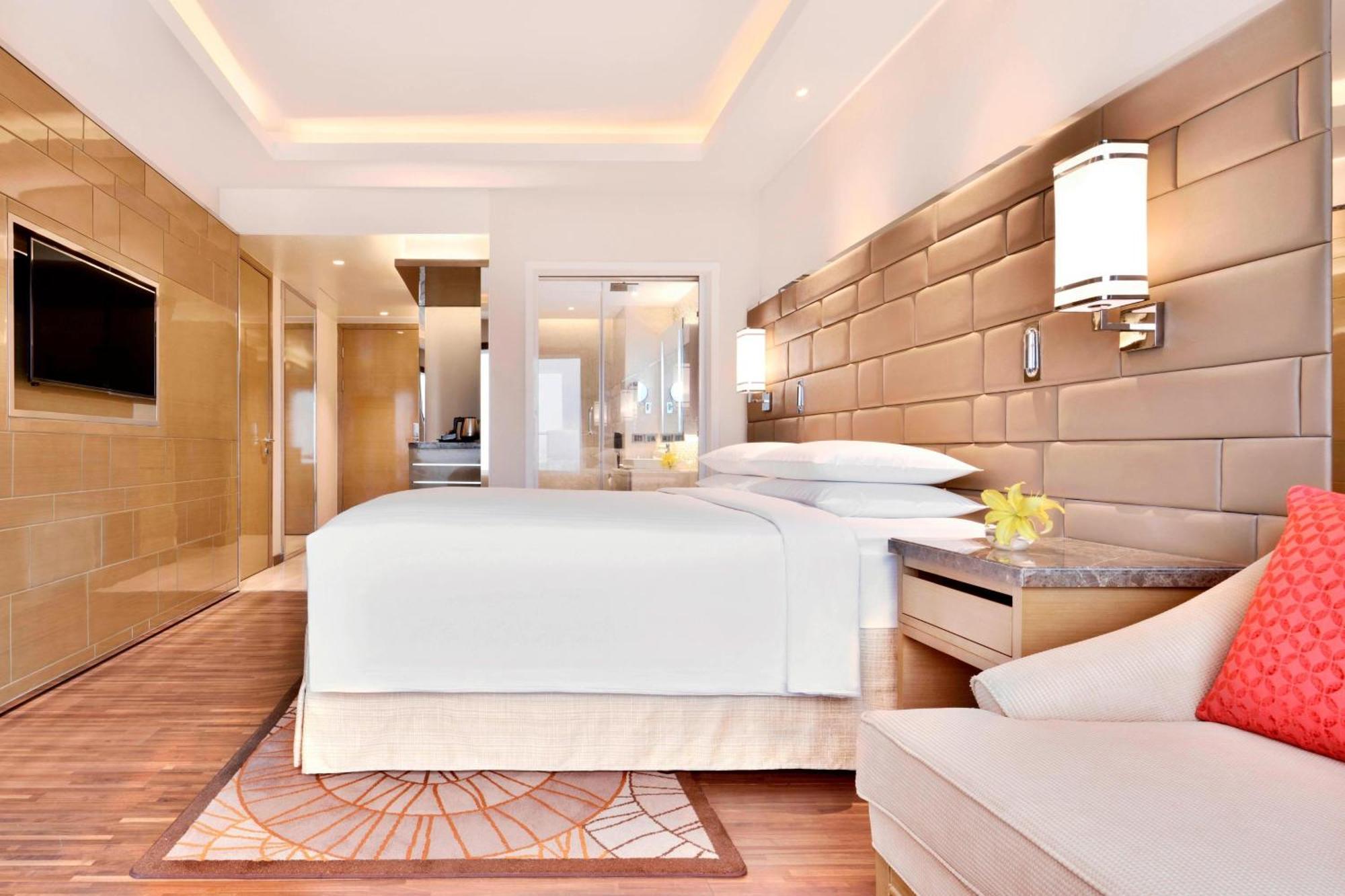 Courtyard By Marriott Bengaluru Hebbal Otel Dış mekan fotoğraf